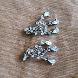 Earrings with box and ribbon